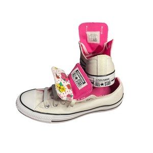 Women white all star sneaker